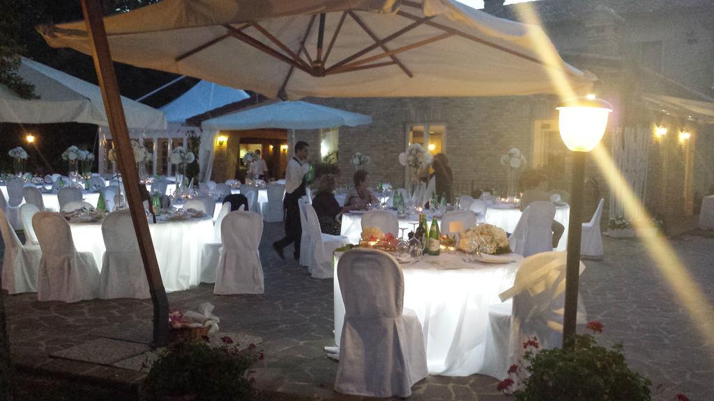 Ristorante Country House Isolabelgatto Villa Fano Ngoại thất bức ảnh