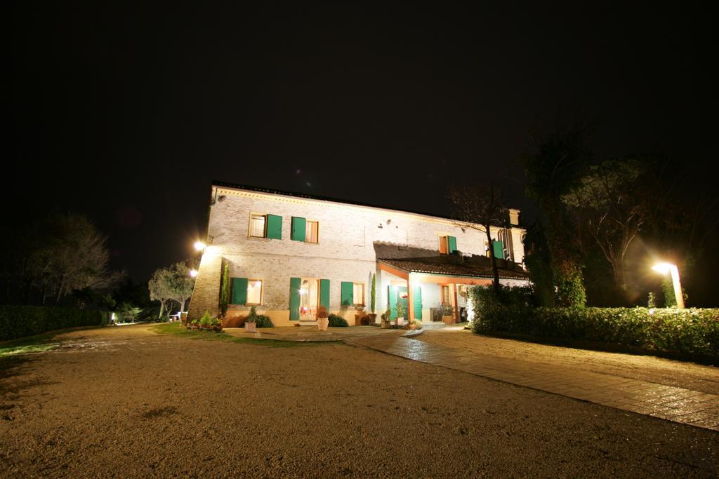 Ristorante Country House Isolabelgatto Villa Fano Ngoại thất bức ảnh